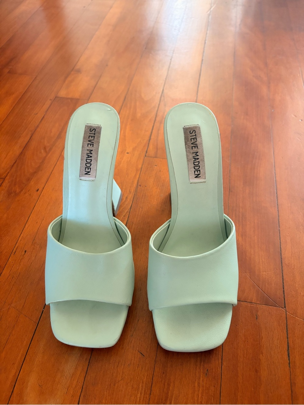 Steve Madden Mint Green Open-Toe heels
